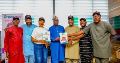 EKSU alumni present APC nomination forms to Governor Oyebanji during endorsement ceremony