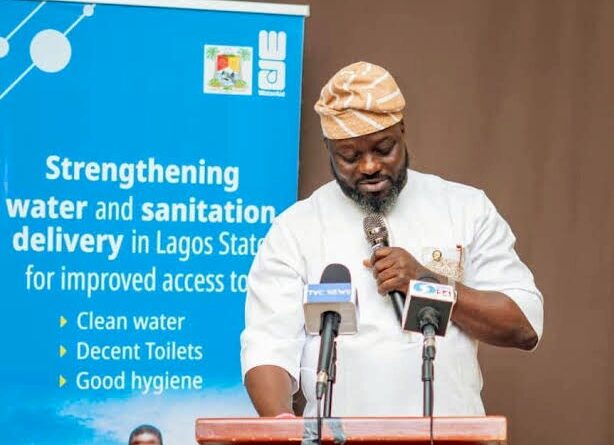 Lagos Water Corporation meeting with stakeholders discussing pilot water PPP initiative